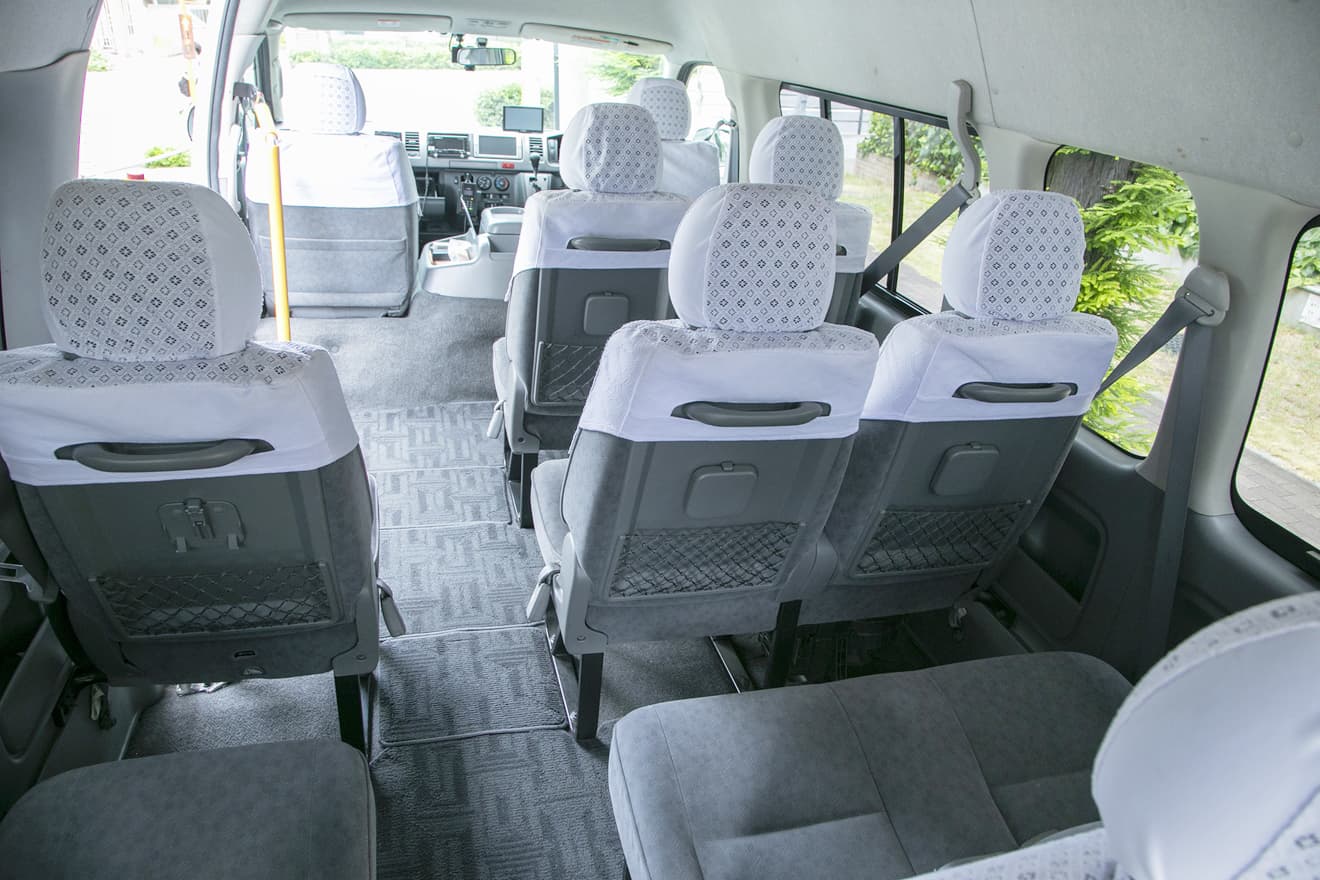 Kens Osaka Taxi 9seater Jumbo Toyota Hi-Ace image