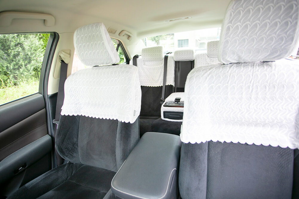 Kens Osaka Taxi luxury sedan taxi image