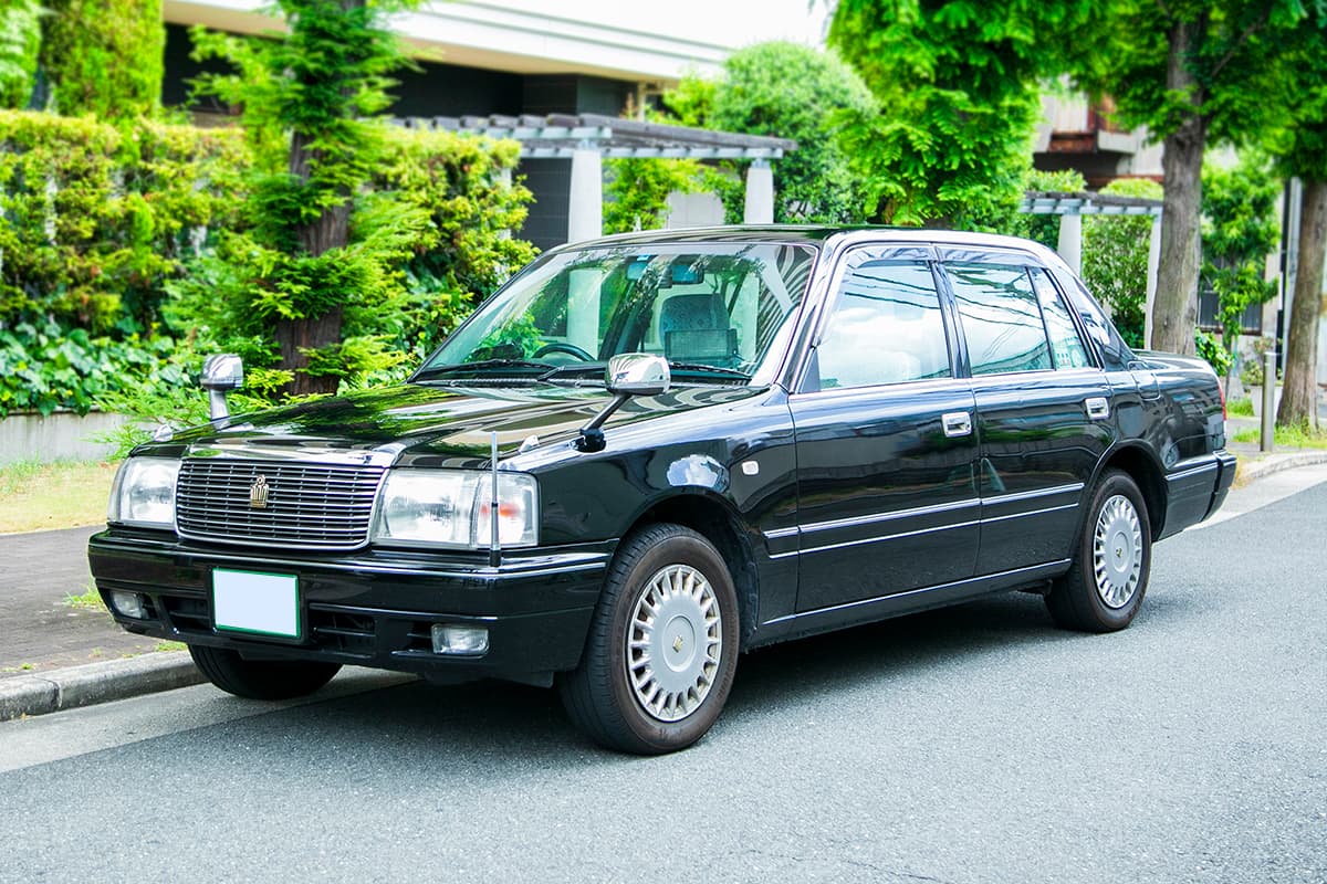 Kens Osaka Taxi standard sedan taxi crown image