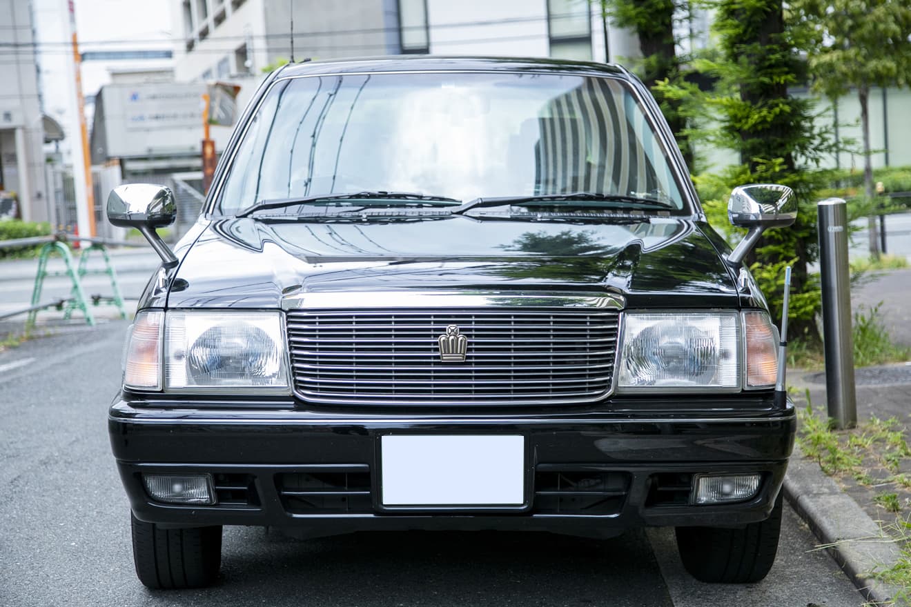 Kens Osaka Taxi standard sedan taxi crown image