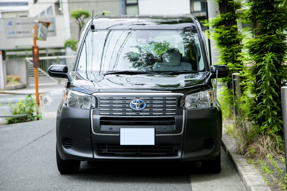 Kens Osaka Taxi standard sedan taxi crown comfort image