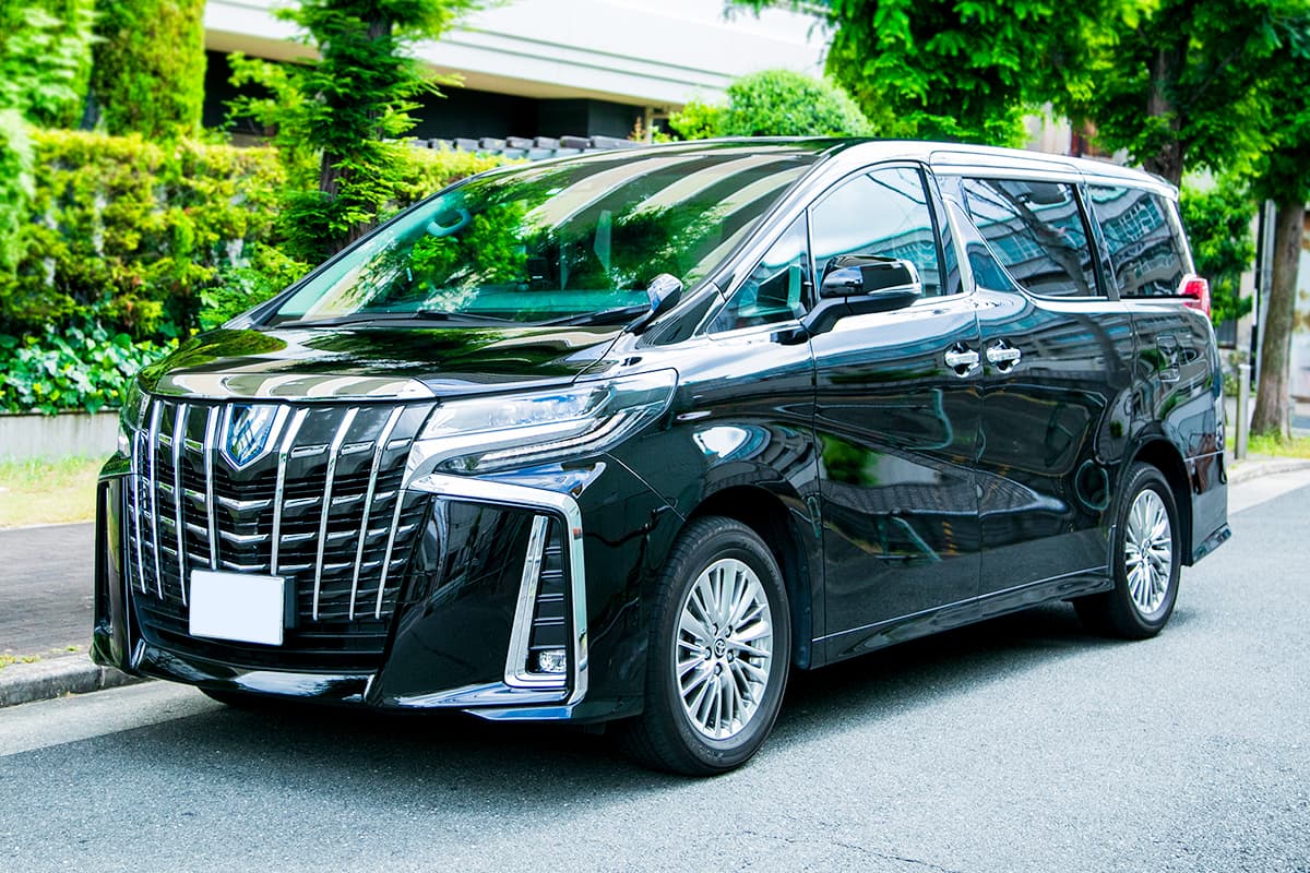 6seater Minivan Toyota Alphard